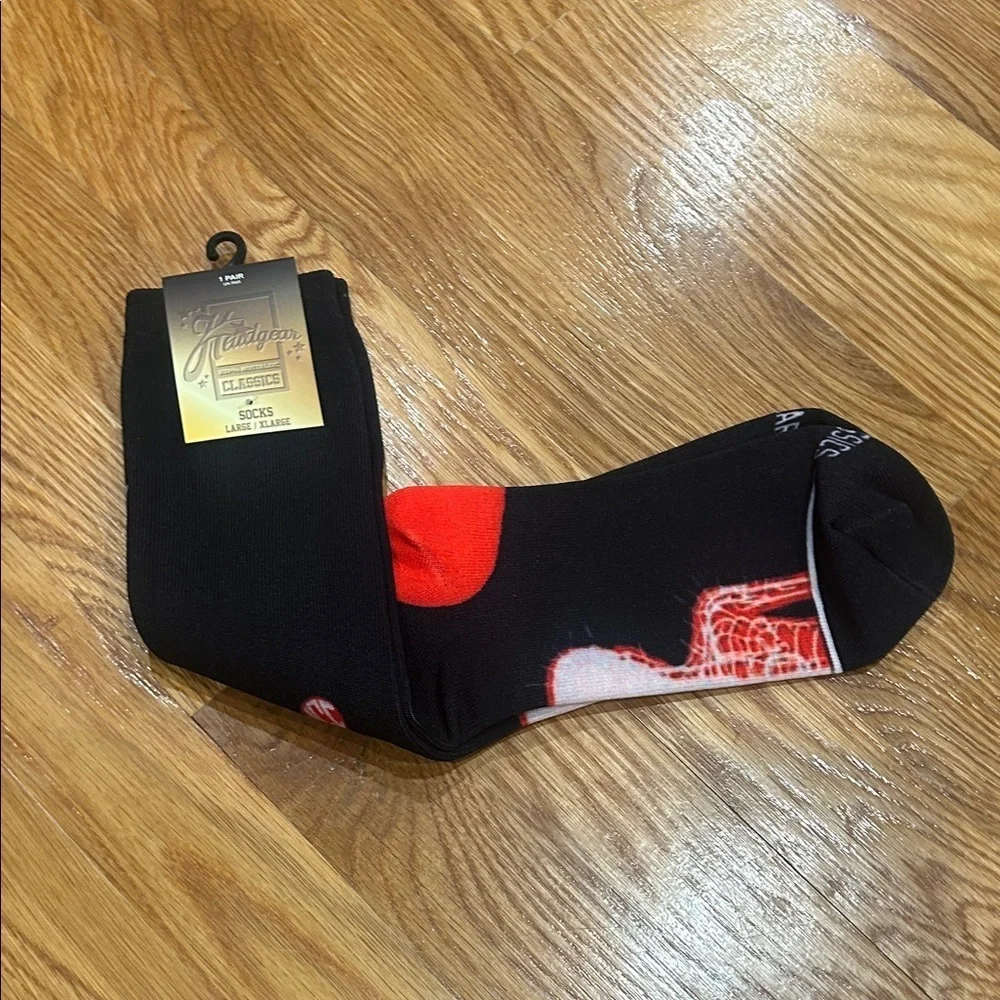 HGC AKIRA Black and Red graphic tall knit crew Socks casual men’s LARGE/Xl new